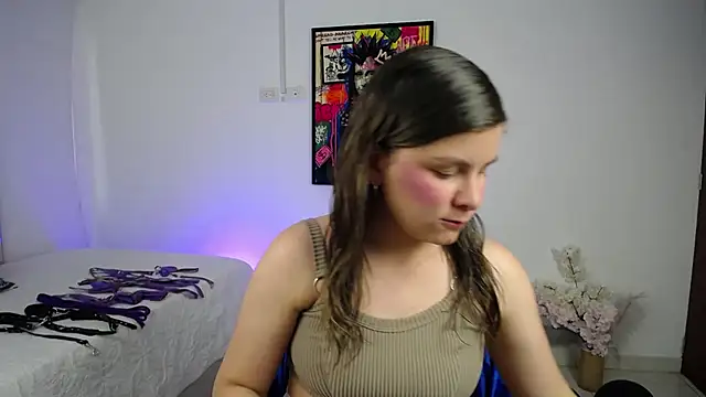 ValeAmayaa online show from 10-18-25, 10:10