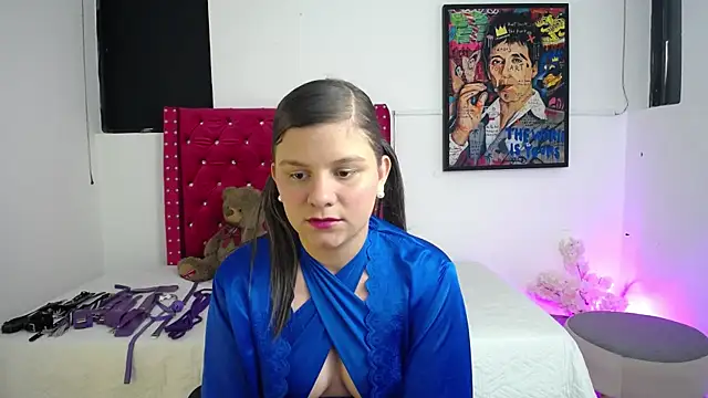 ValeAmayaa online show from 11-18-25, 02:43