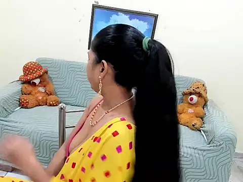 Snapshot of leahgotiii chatting on 12-18-25, 03:18 leahgotiii online show from 12-18-25, 03:18