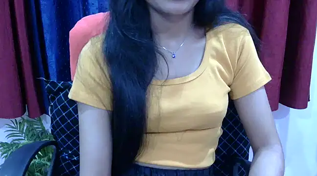 Cute Pihu01 online show from 03-20-25, 05:47