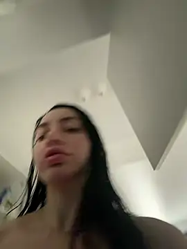 Snapshot of Mia_Splash chatting on 03-14-26, 10:32 Mia Splash online show from 03-14-26, 10:32