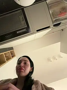 Snapshot of Mia_Splash chatting on 04-09-26, 05:51 Mia Splash online show from 04-09-26, 05:51