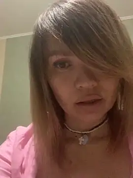 Ella Pearlie online show from 02-25-25, 05:36