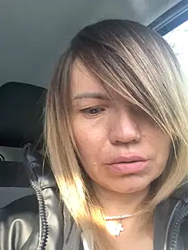 Ella Pearlie online show from 02-26-25, 10:36