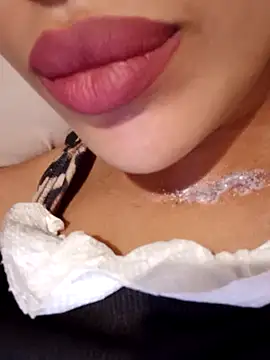 Sexlove1xo online show from 11-01-25, 12:51