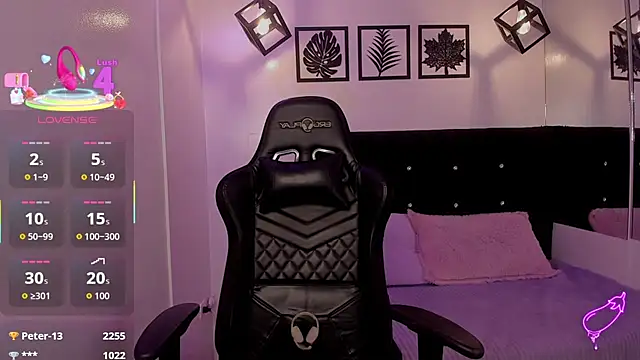 Snapshot of Anniie__Evans chatting on 10-24-25, 03:19 Anniie Evans online show from 10-24-25, 03:19