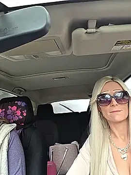 beautifulmee23 online show from 01-11-26, 04:45