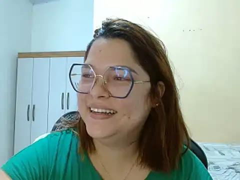 Snapshot of GoddessChaar chatting on 03-19-25, 02:57 GoddessChaar online show from 03-19-25, 02:57