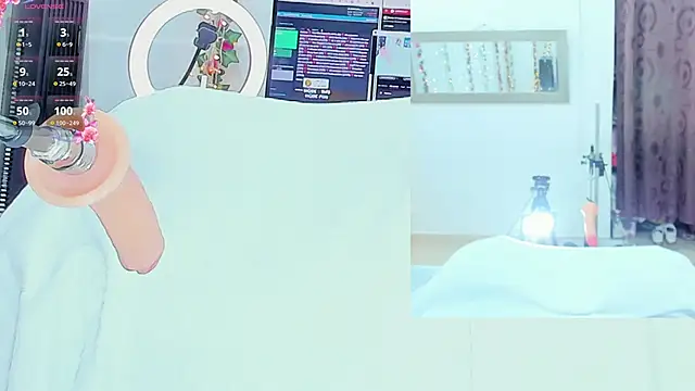 Genesis Love   online show from 03-20-25, 12:43