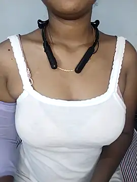 Snapshot of Ashugril_hot chatting on 11-01-25, 08:05 Ashugril hot online show from 11-01-25, 08:05