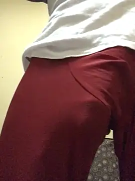 Snapshot of justyou2025 chatting on 02-26-25, 11:04 justyou2025 online show from 02-26-25, 11:04