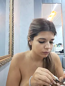 Bella Posh online show from 11-05-25, 05:40