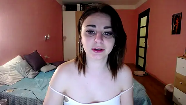 AnnsLove is online show from 03-22-25, 06:14
