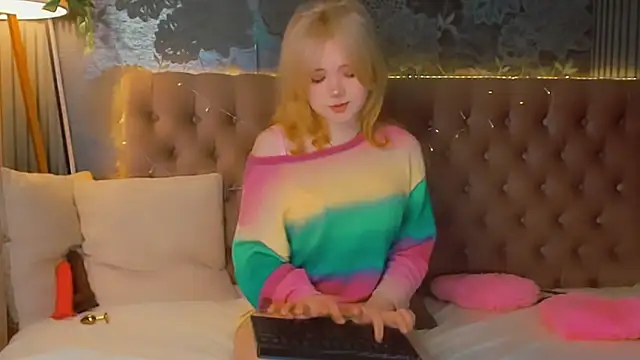 EmilyAngells online show from 03-02-26, 06:47