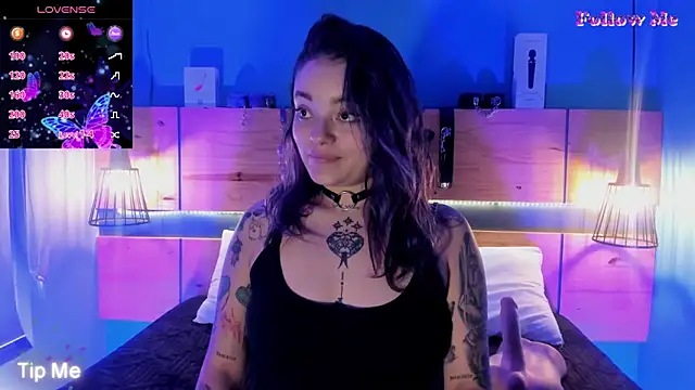 Snapshot of ChloeAllennn chatting on 11-24-25, 11:54 ChloeAllennn online show from 11-24-25, 11:54