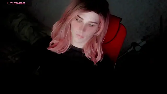 hellenspellman online show from 11-17-25, 01:39