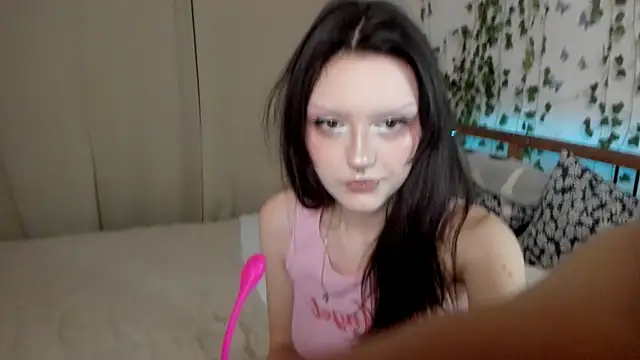 Snapshot of KimiSakura chatting on 02-27-25, 03:04 KimiSakura online show from 02-27-25, 03:04