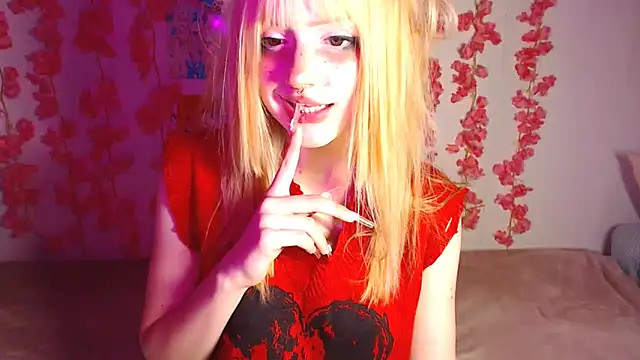 Snapshot of KimiSakura chatting on 10-15-25, 09:59 KimiSakura online show from 10-15-25, 09:59