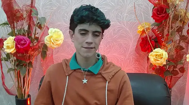 Snapshot of star_boyxx chatting on 03-11-25, 07:36 star boyxx online show from 03-11-25, 07:36