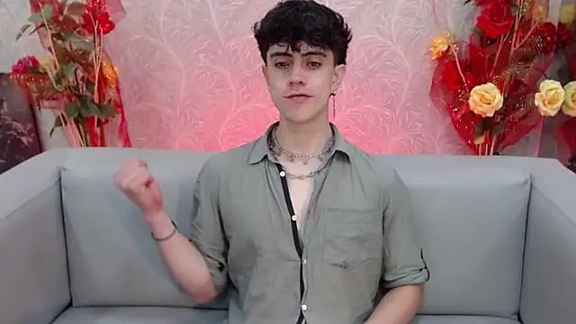 Snapshot of star_boyxx chatting on 09-24-25, 08:56 star boyxx online show from 09-24-25, 08:56