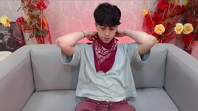 Snapshot of star_boyxx chatting on 09-25-25, 08:34 star boyxx online show from 09-25-25, 08:34