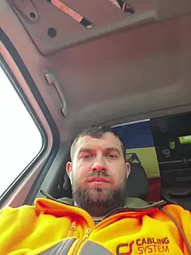 Snapshot of daniel21p chatting on 02-26-25, 08:15 daniel21p online show from 02-26-25, 08:15