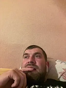 Snapshot of daniel21p chatting on 03-19-25, 08:43 daniel21p online show from 03-19-25, 08:43