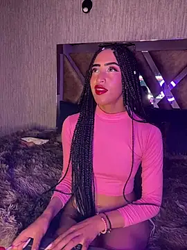 Snapshot of MichelleDiaz_Pink chatting on 03-17-25, 12:19 MichelleDiaz Pink online show from 03-17-25, 12:19