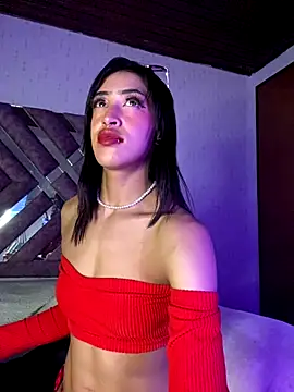 Snapshot of MichelleDiaz_Pink chatting on 11-11-25, 03:39 MichelleDiaz Pink online show from 11-11-25, 03:39