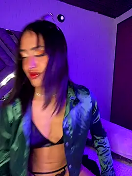 Snapshot of MichelleDiaz_Pink chatting on 11-12-25, 04:35 MichelleDiaz Pink online show from 11-12-25, 04:35