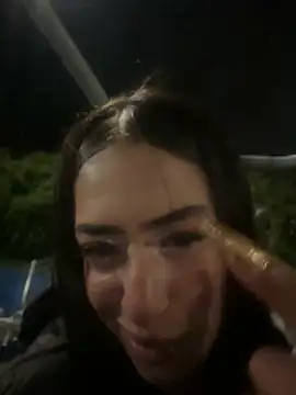 Snapshot of MichelleDiaz_Pink chatting on 11-16-25, 11:32 MichelleDiaz Pink online show from 11-16-25, 11:32