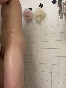 Polaroid White online show from 10-01-25, 08:15