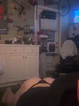 Polaroid White online show from 12-15-25, 11:03