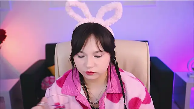 HanaWise online show from 03-03-25, 08:16