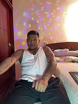 Saipuer31 online show from 12-22-25, 07:44