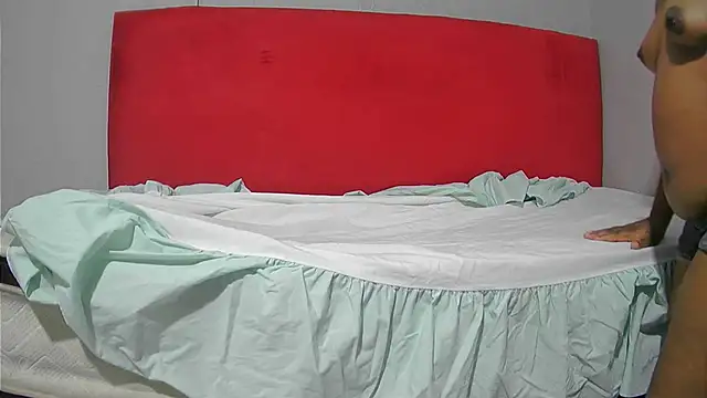 Snapshot of tasha97x chatting on 02-09-26, 04:16 tasha97x online show from 02-09-26, 04:16