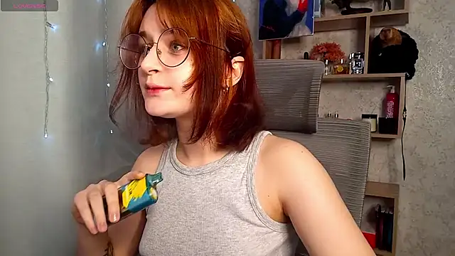 Snapshot of Sonya_mikki chatting on 02-27-25, 11:04 Sonya mikki online show from 02-27-25, 11:04