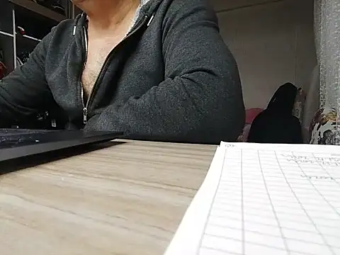 Snapshot of alykemylove01 chatting on 02-27-25, 07:15 alykemylove01 online show from 02-27-25, 07:15