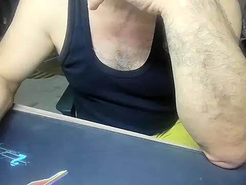 Snapshot of alykemylove01 chatting on 11-21-25, 05:33 alykemylove01 online show from 11-21-25, 05:33