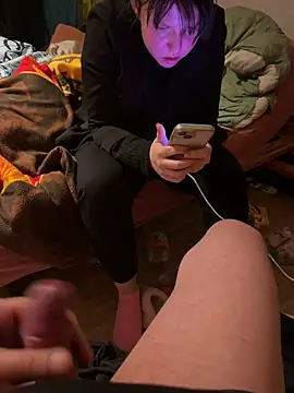 Snapshot of Tightassslut18 chatting on 03-01-25, 06:21 Tightassslut18 online show from 03-01-25, 06:21