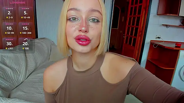 Snapshot of cutee_selena chatting on 03-02-25, 11:39 cutee selena online show from 03-02-25, 11:39