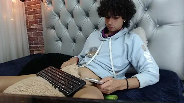 andres ocasio online show from 03-11-25, 05:02