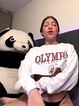 Dirty-Bunnyyy online show from 10-29-25, 06:15