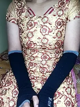 Snapshot of geetha_telugu_kan277 chatting on 11-16-25, 03:50 geetha telugu kan277 online show from 11-16-25, 03:50