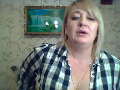 ArielXLoveresss online show from 03-10-25, 12:15