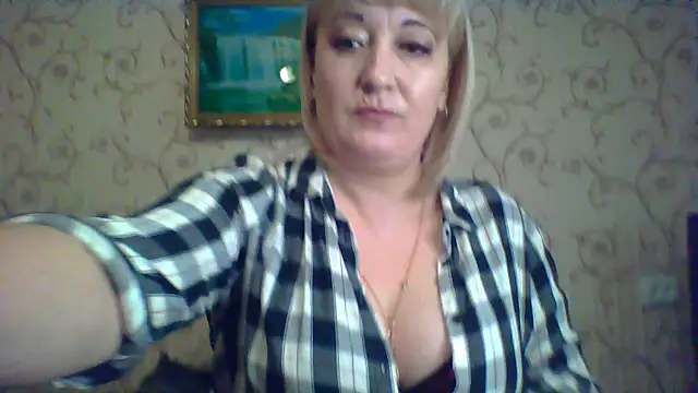 ArielXLoveresss online show from 03-19-25, 07:40