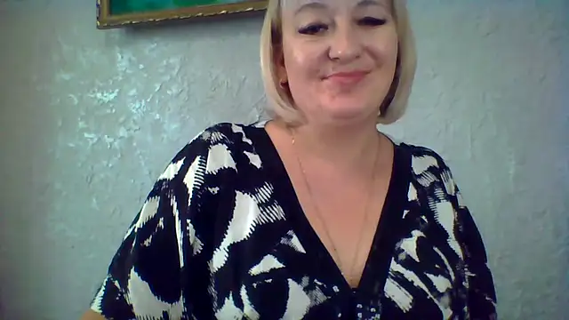 Snapshot of ArielXLoveresss chatting on 10-30-25, 11:11 ArielXLoveresss online show from 10-30-25, 11:11