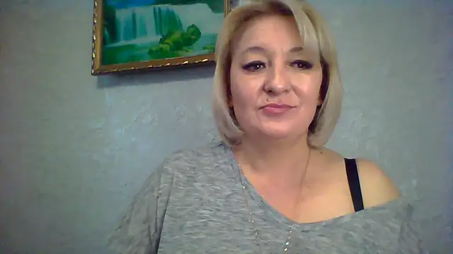 Snapshot of ArielXLoveresss chatting on 10-31-25, 08:15 ArielXLoveresss online show from 10-31-25, 08:15