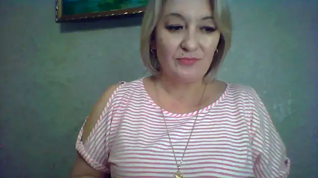 Snapshot of ArielXLoveresss chatting on 11-12-25, 03:34 ArielXLoveresss online show from 11-12-25, 03:34