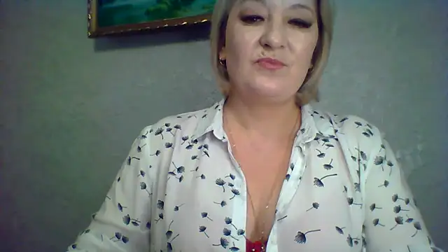 Snapshot of ArielXLoveresss chatting on 11-22-25, 08:24 ArielXLoveresss online show from 11-22-25, 08:24